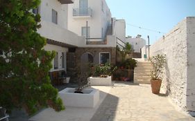 Ενοικιαζόμενα Δωμάτια Μάνος